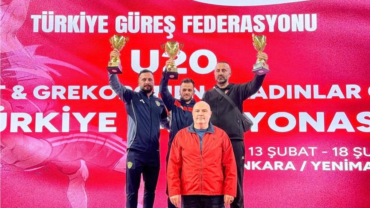 U20 Türkiye Güreş Şampiyonası'nda sporcularımız madalyaları topladı