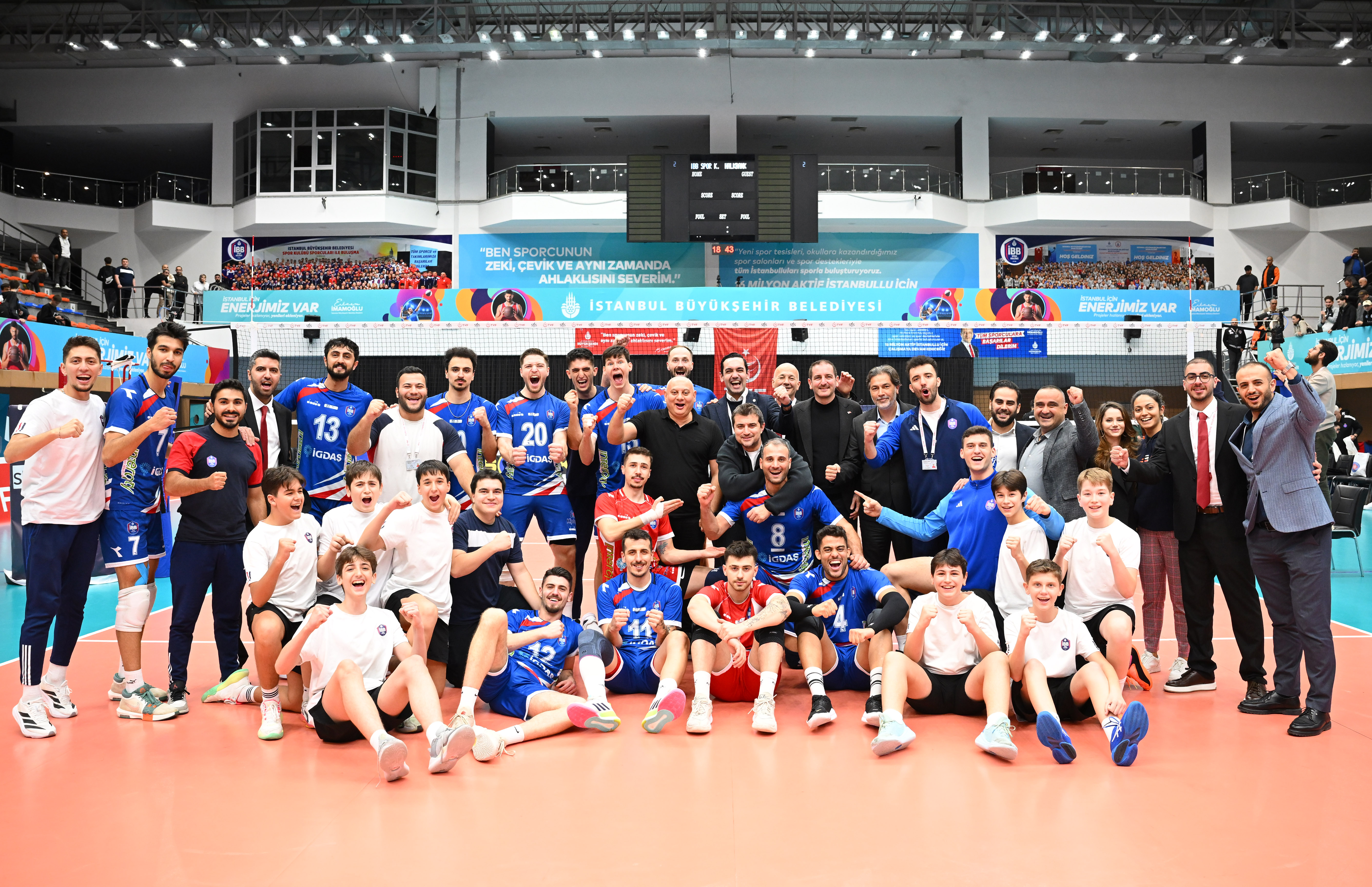 Efeler Ligi | İBB Spor Kulübü-Halkbank: 3-1