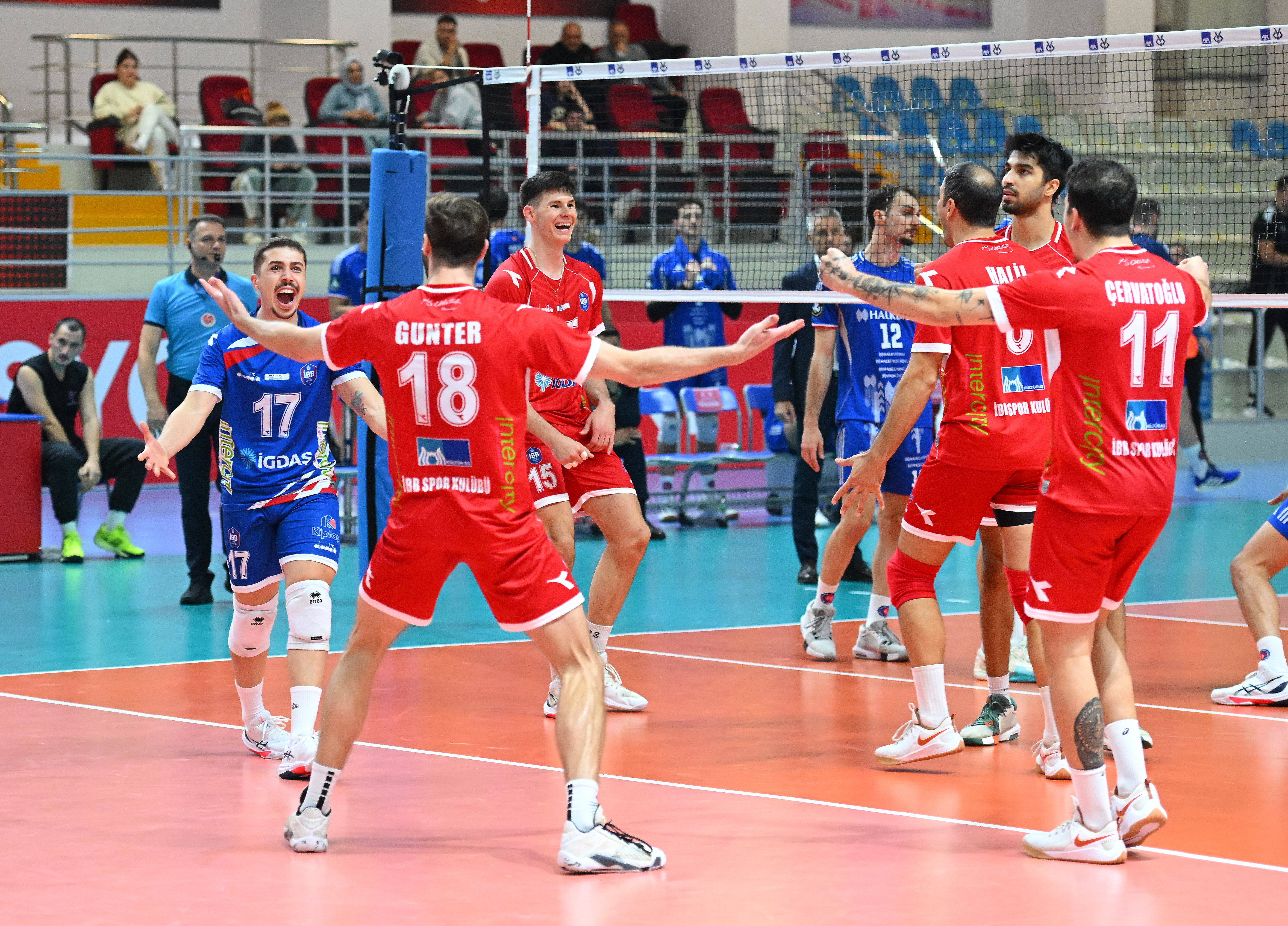 Efeler Ligi | On Hotels Alanya Bld.-İBB Spor Kulübü: 1-3