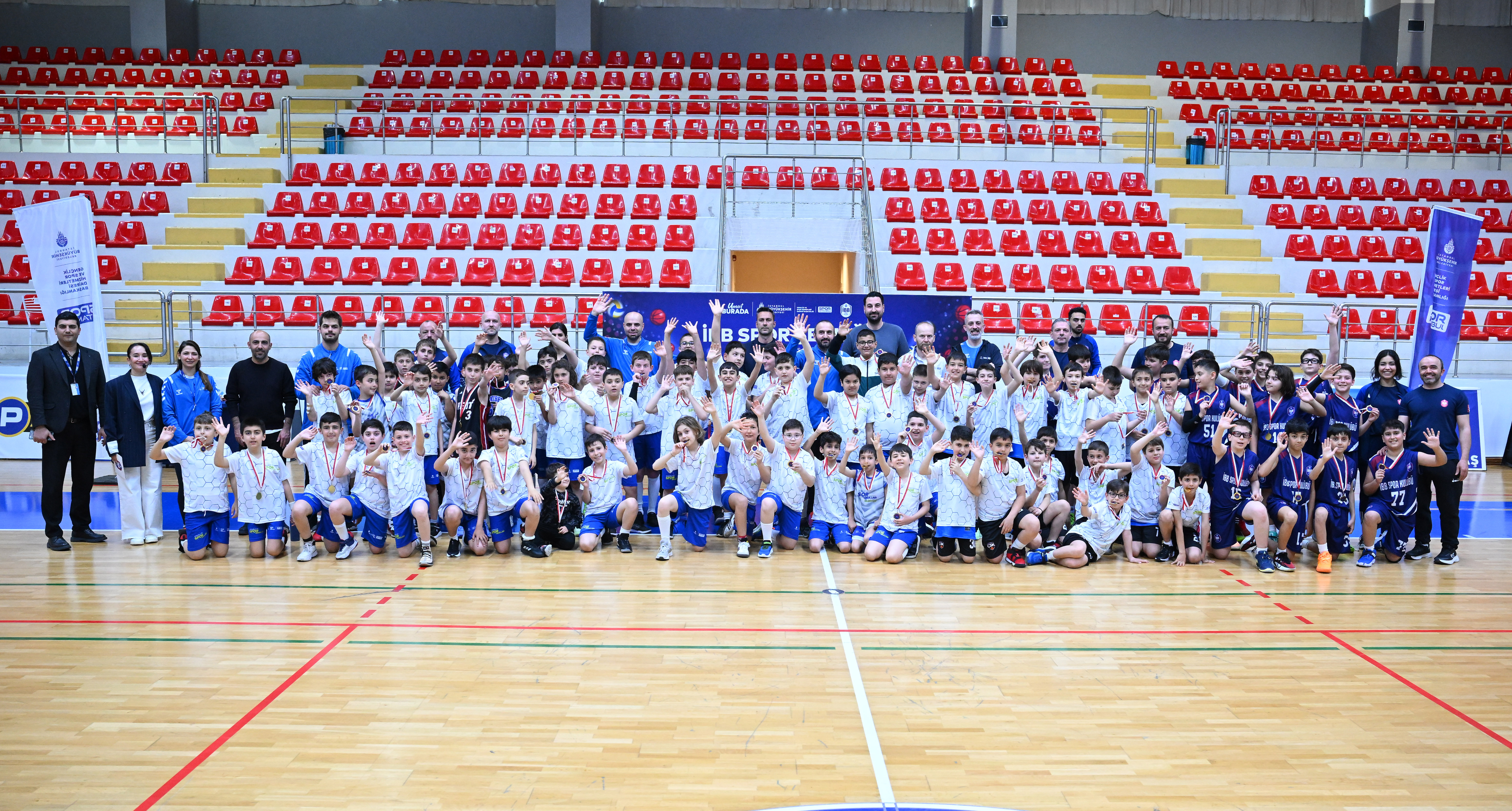 Geleceğin Yıldızları, İBB Spor Şöleni’nde Sahne Aldı!