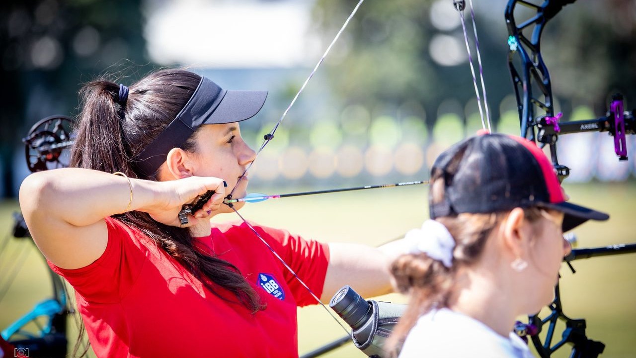 Yeşim Bostan Uçar, Antalya’da Kendi Türkiye Rekorunu Kırdı