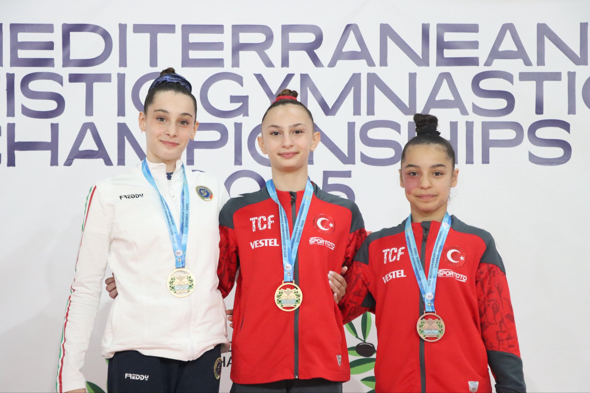 COMEGYM'de sporcularımızdan 1 altın, 2 gümüş madalya!
