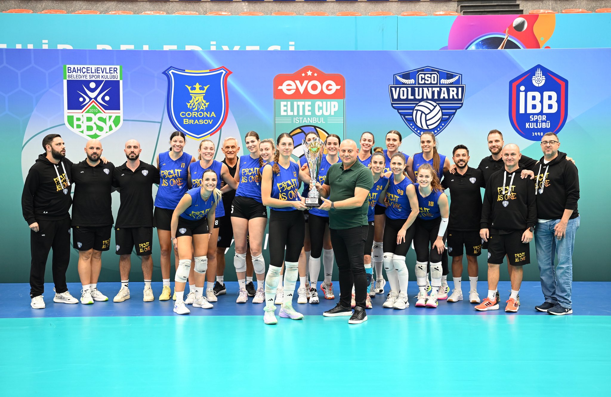 EVOQ Elite Cup Uluslararası Kadın Voleybol Turnuvası tamamlandı