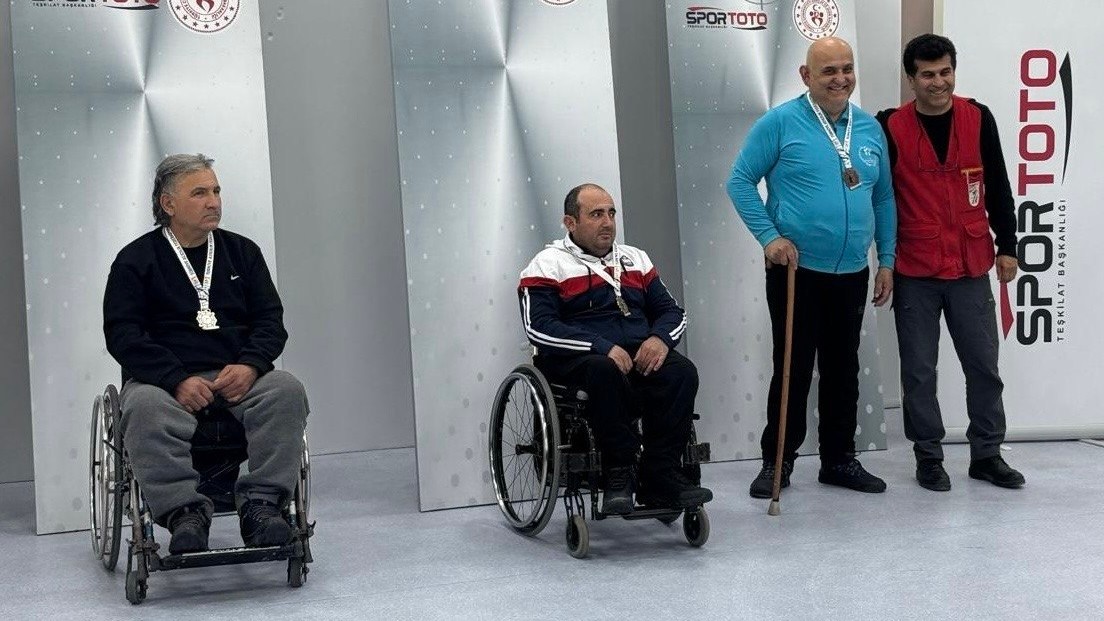 Para Atıcılık Havalı Silahlar Türkiye Kupası'nda Hakan Akabay'dan 1 altın 1 bronz madalya