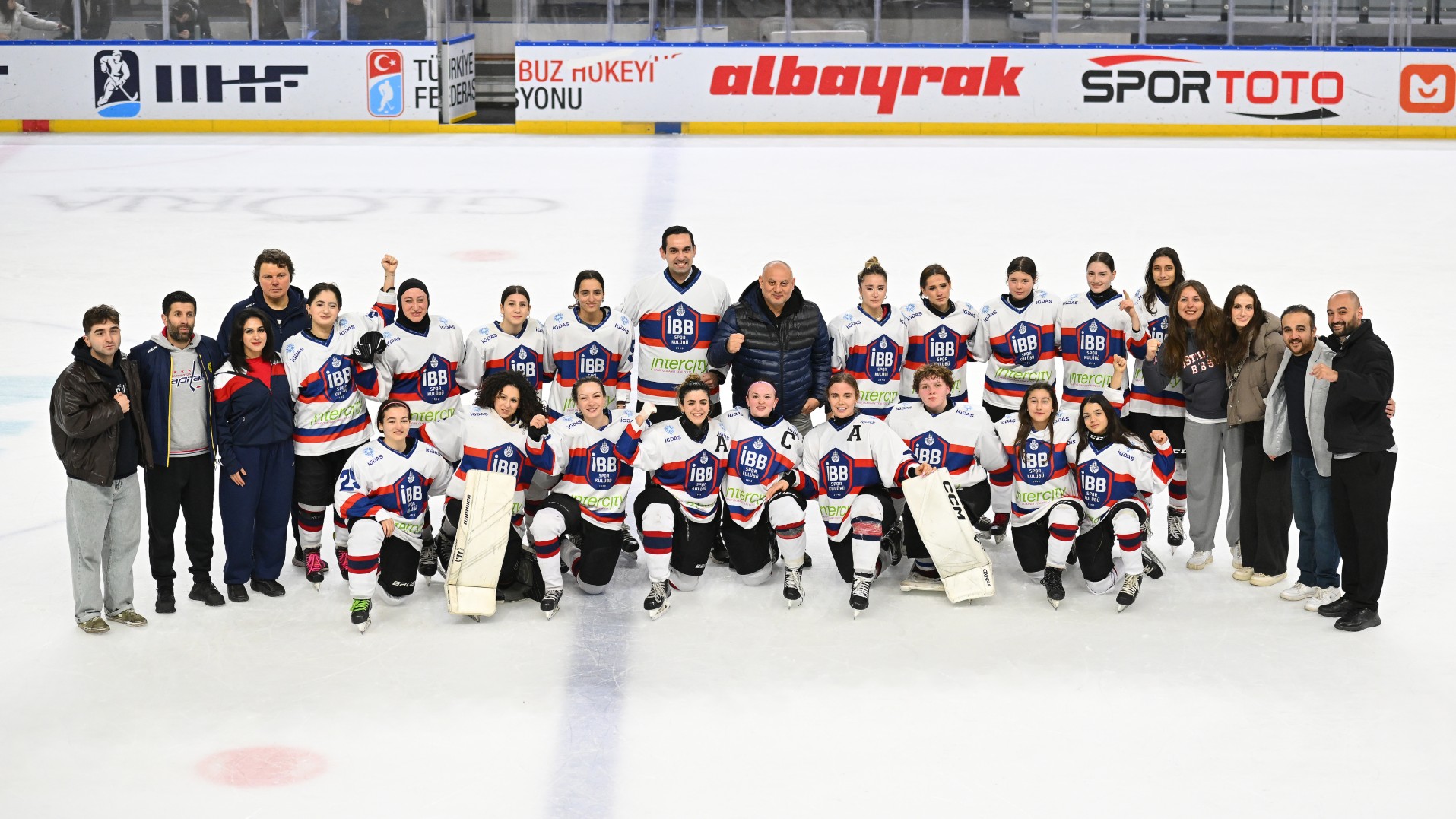 Kadınlar Buz Hokeyi | Ted Kocaeli - İBB Spor Kulübü : 0-2
