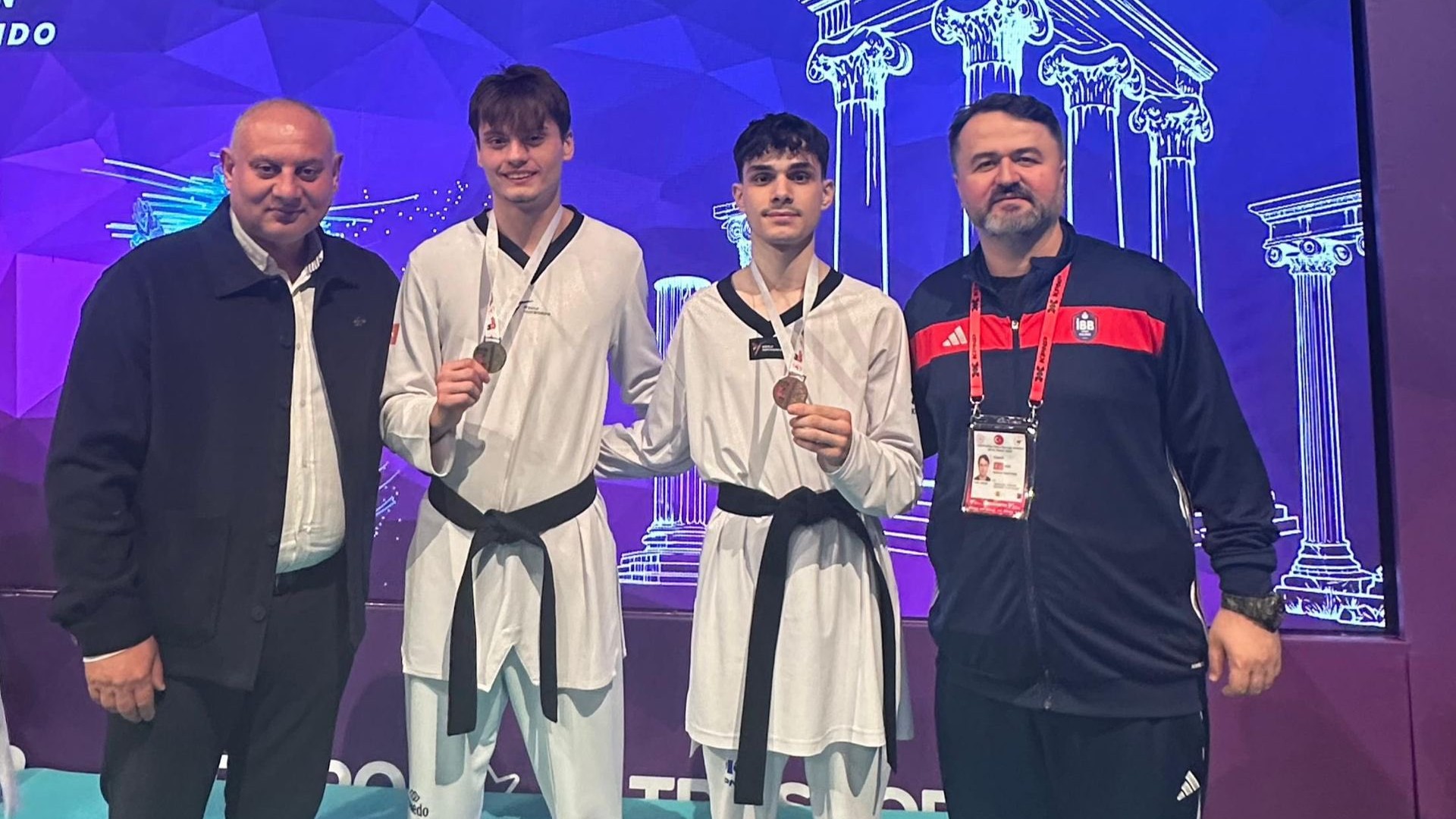Antalya'da düzenlenen Turkish Open Taekwondo Turnuvası'nda sporcularımızdan 2 bronz madalya