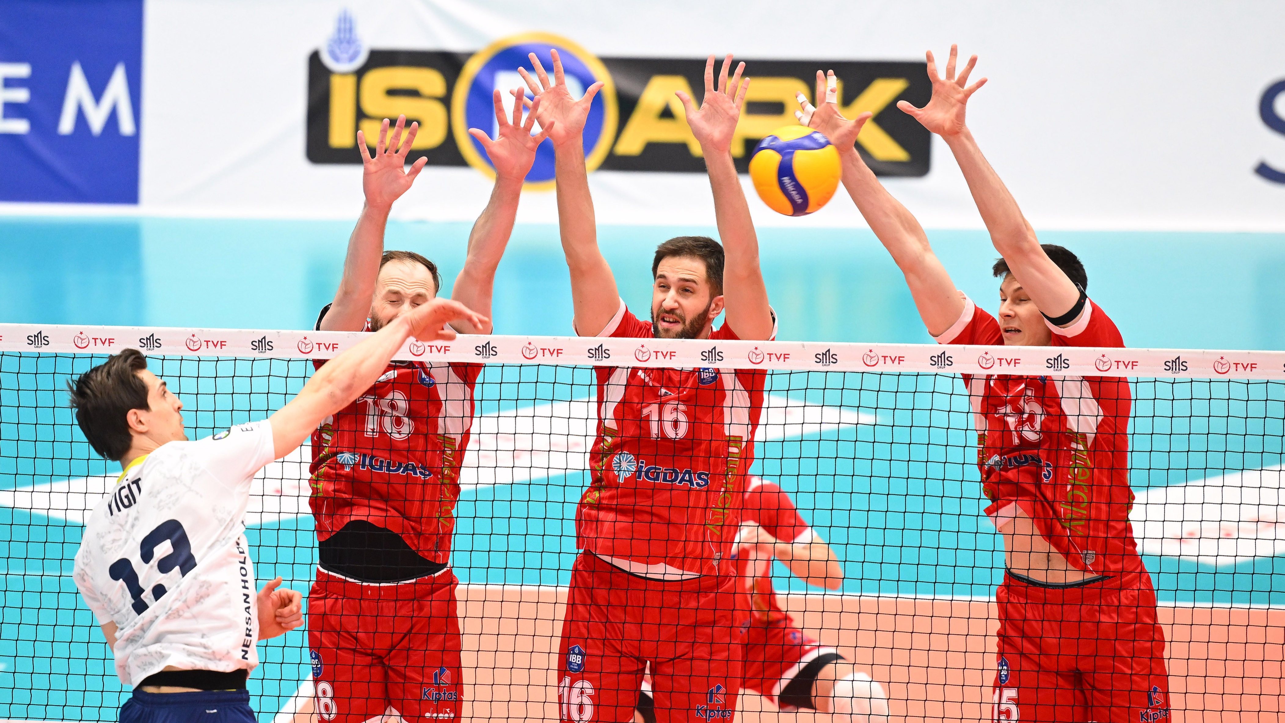 Efeler Ligi | İBB Spor Kulübü - Fenerbahçe Medicana = 0-3