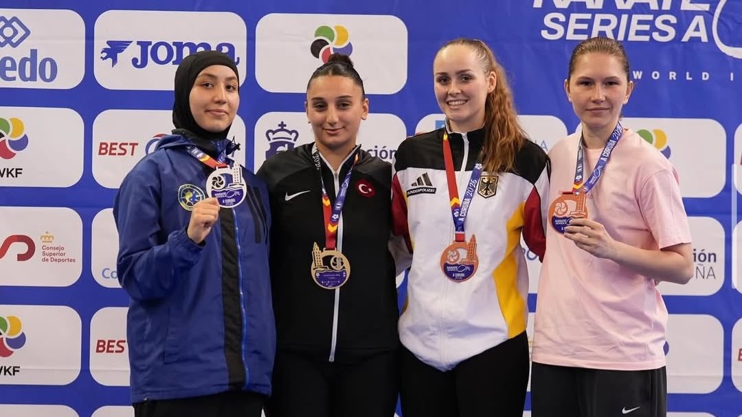 Fatma Uygur'dan Karate One Series A Turnuvası'nda şampiyonluk!