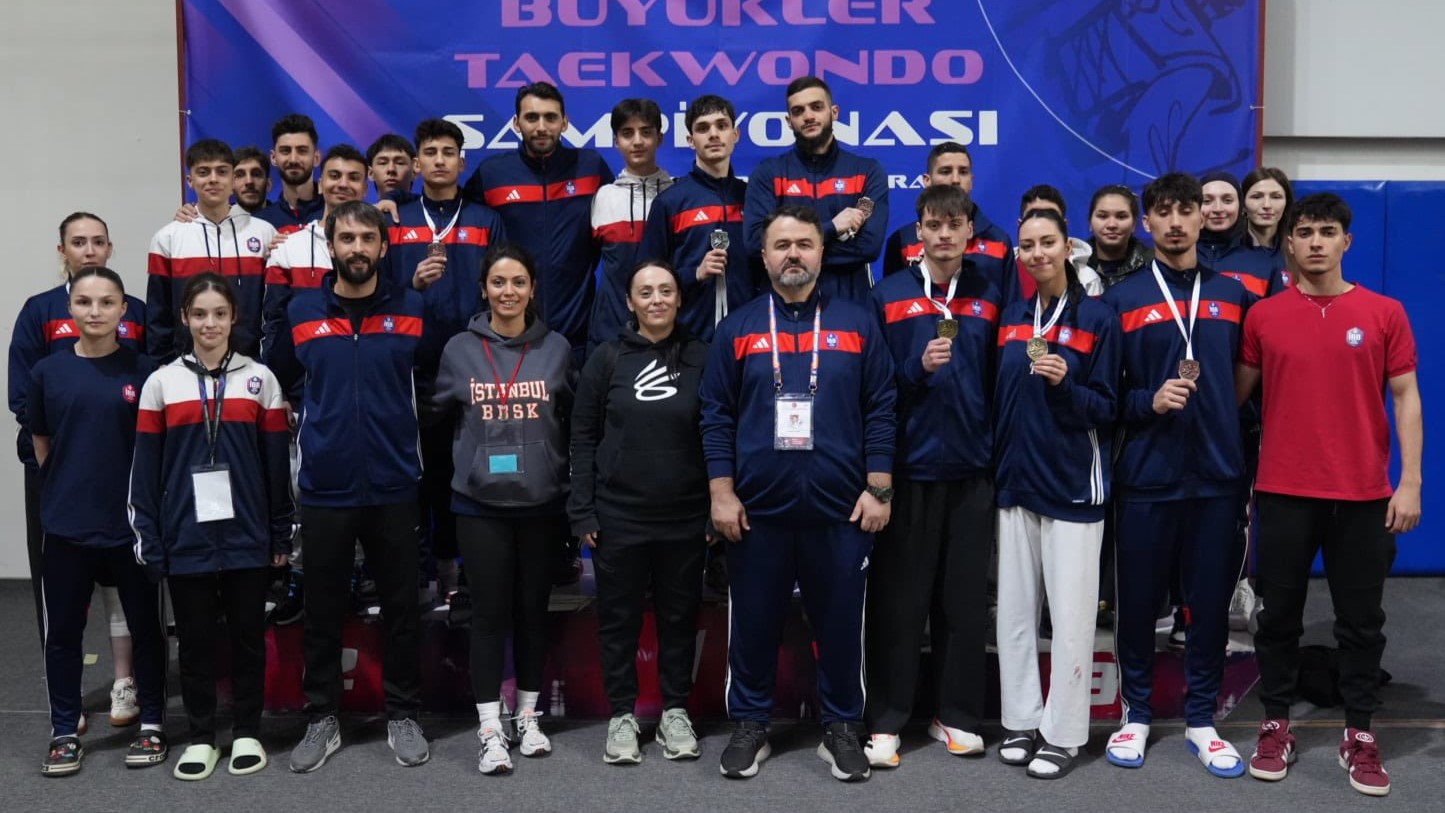 Taekwondocularımız Türkiye Şampiyonası'nda 8 madalya elde etti