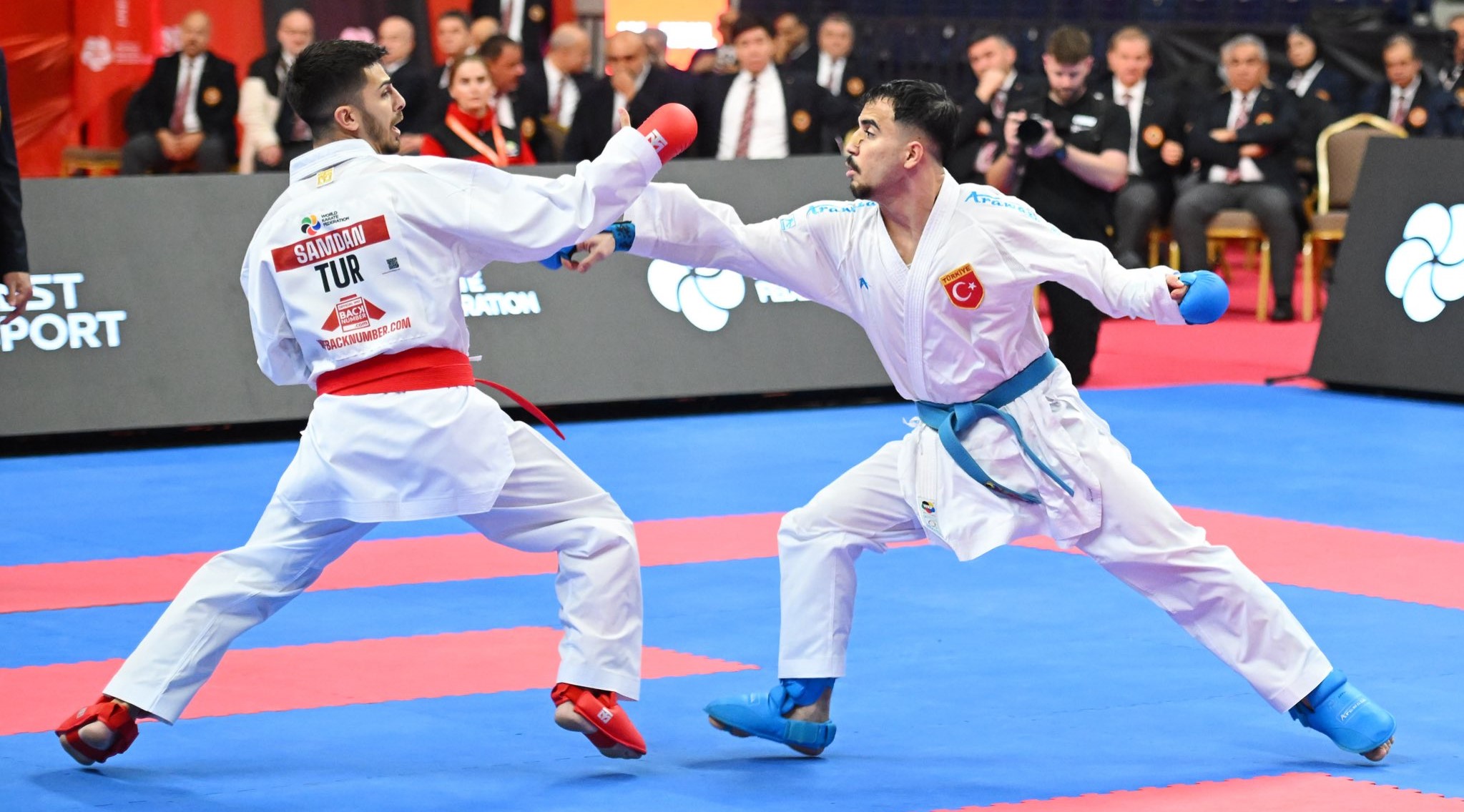 Karate 1 Premier Lig'de Nuri Kılıç, gümüş madalya kazandı