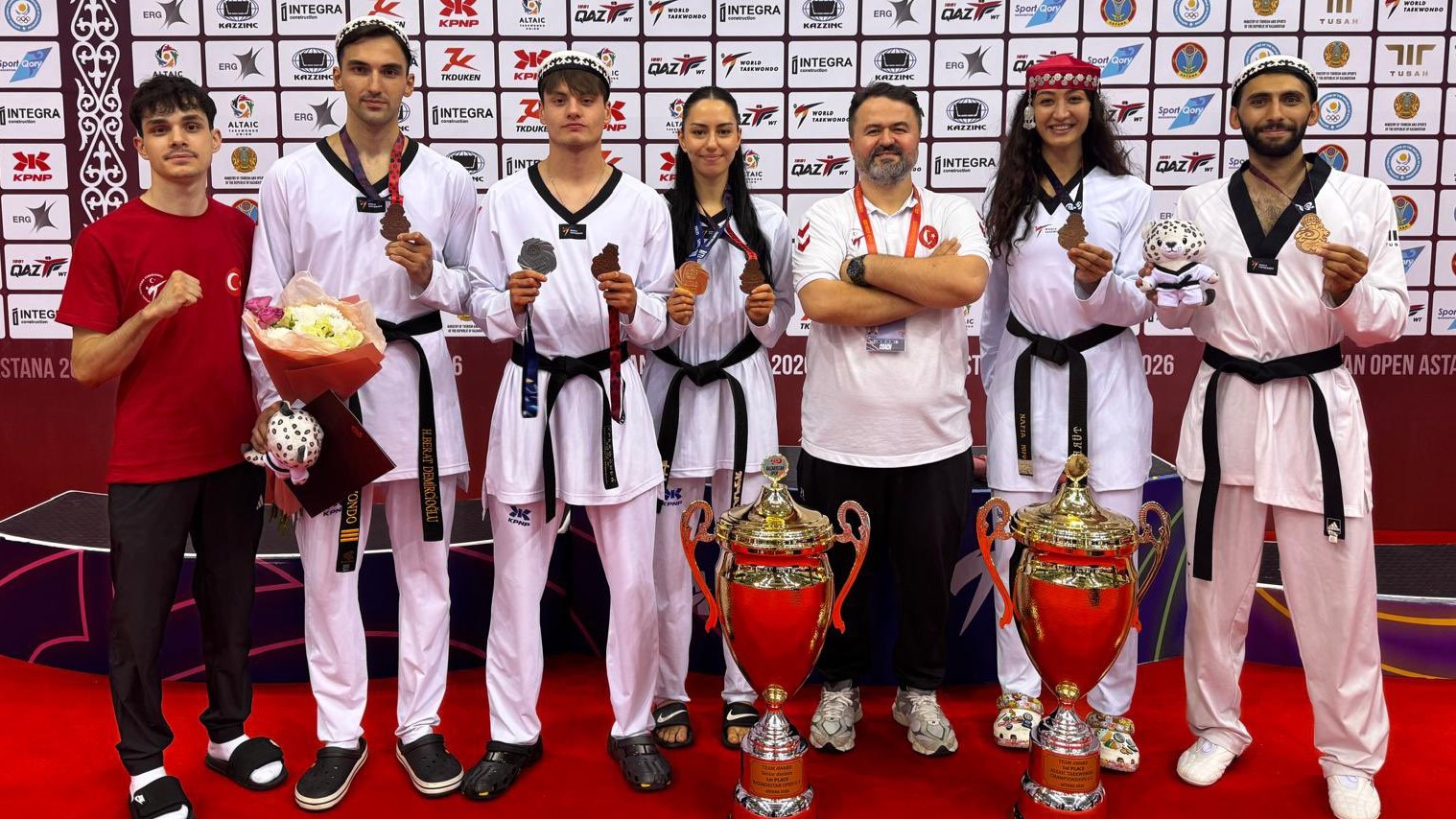Taekwondocularımız Olimpiyat puanlarını toplamaya devam ediyor