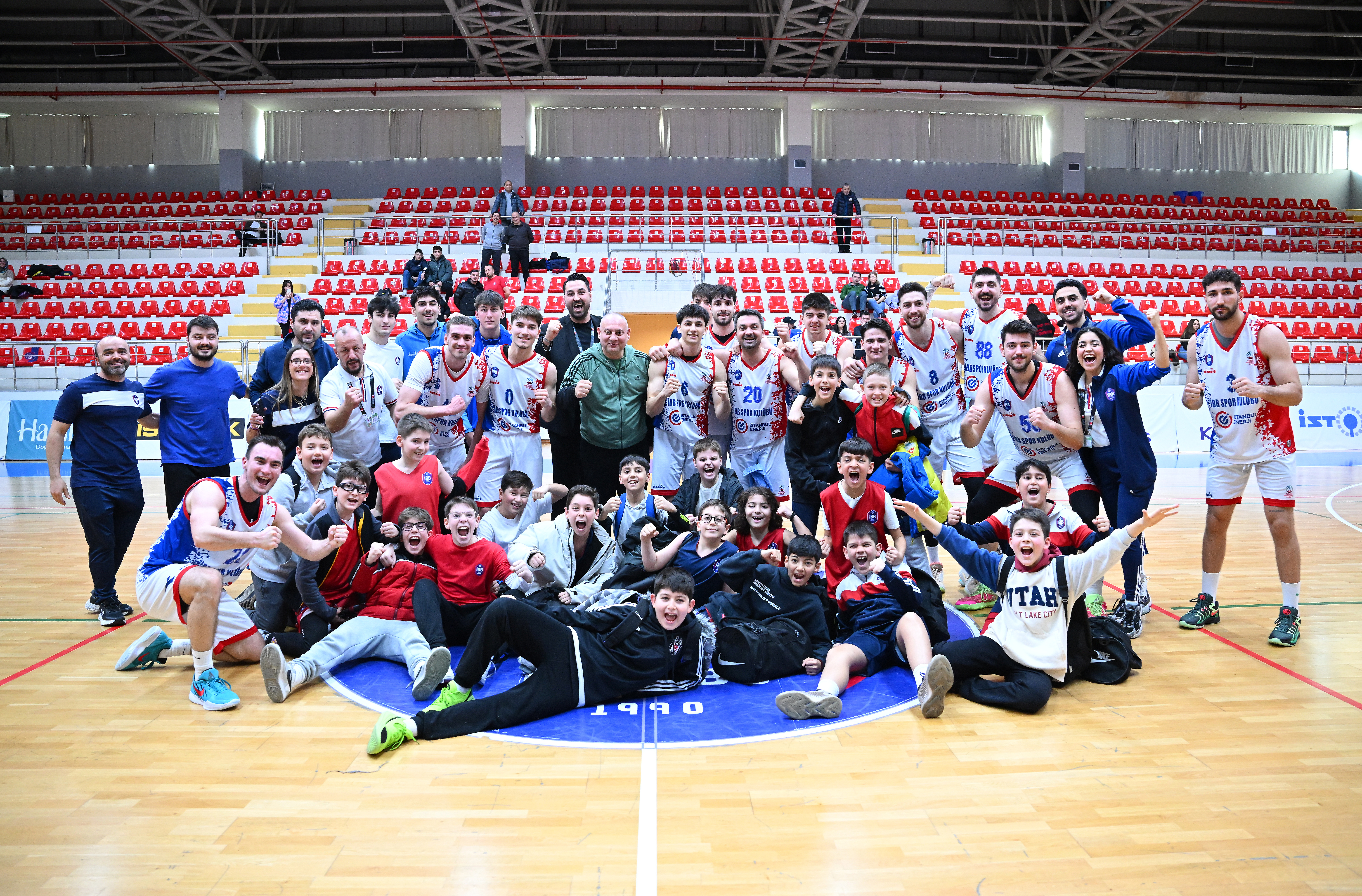 Basketbol | İBB Spor Kulübü - Karatay Belediyespor: 81-72