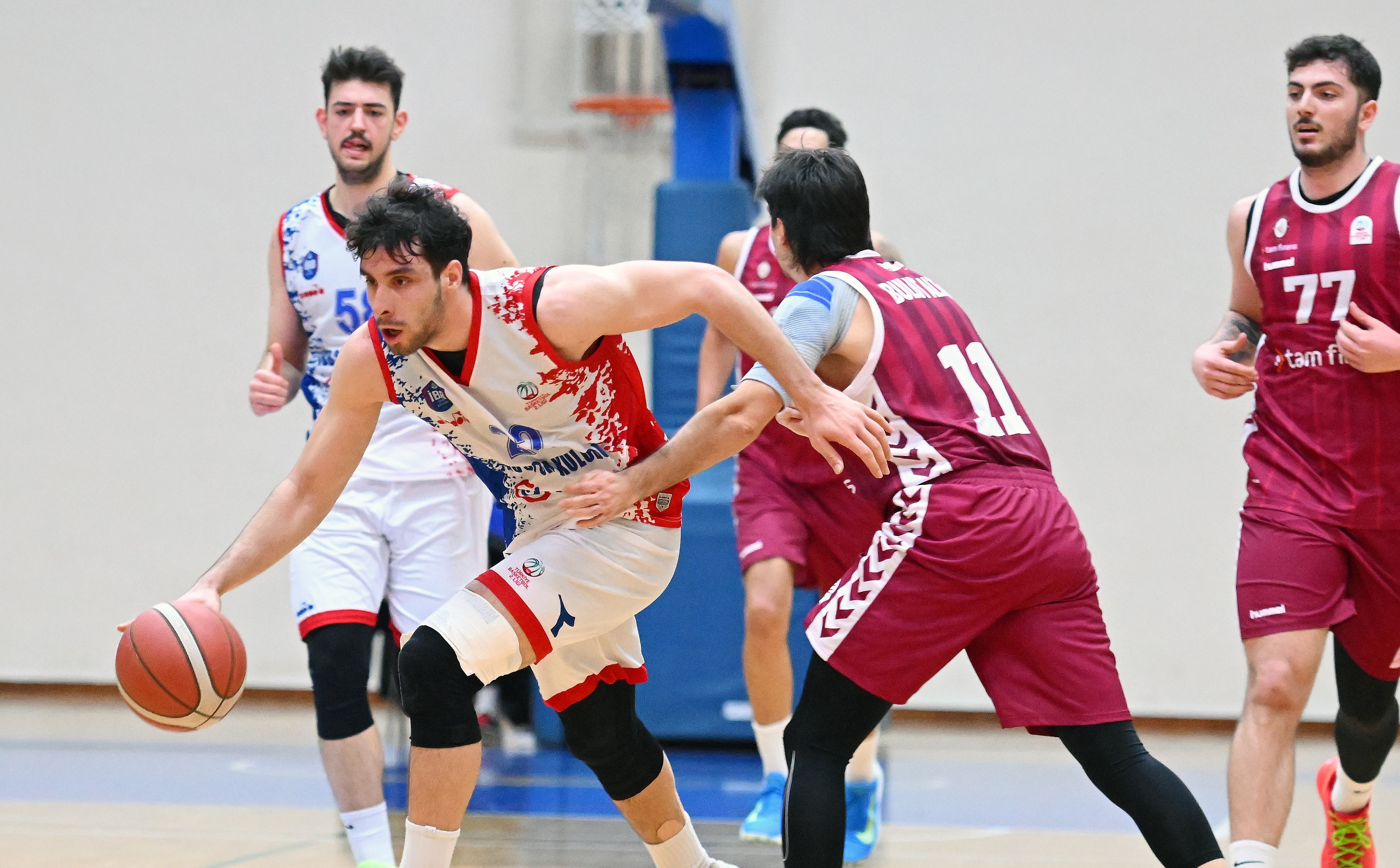 Basketbol | İBB Spor Kulübü - İ.T.Ü. Tam Finans: 68-76