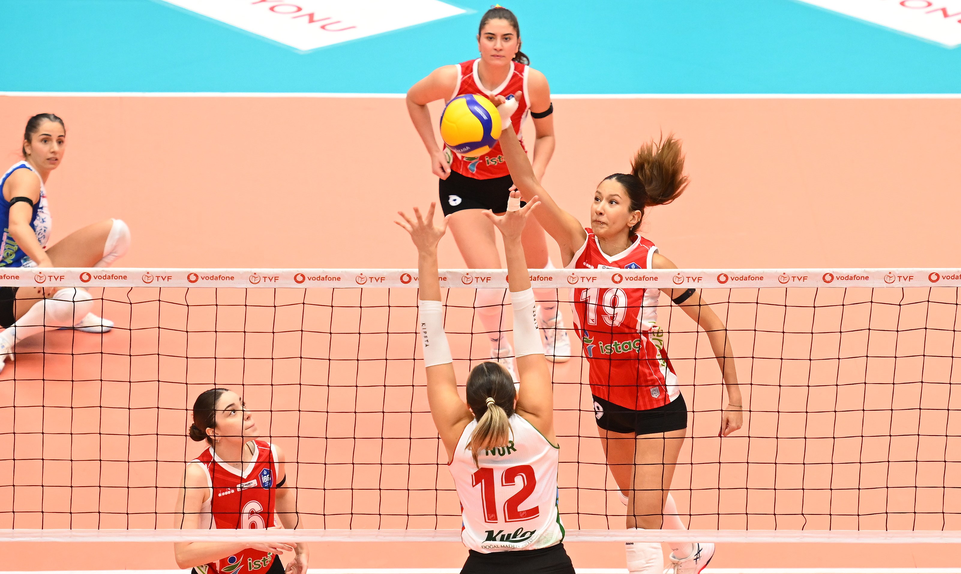 Kadınlar Voleybol 1. Ligi | İBB Spor Kulübü - Karşıyaka : 1-3