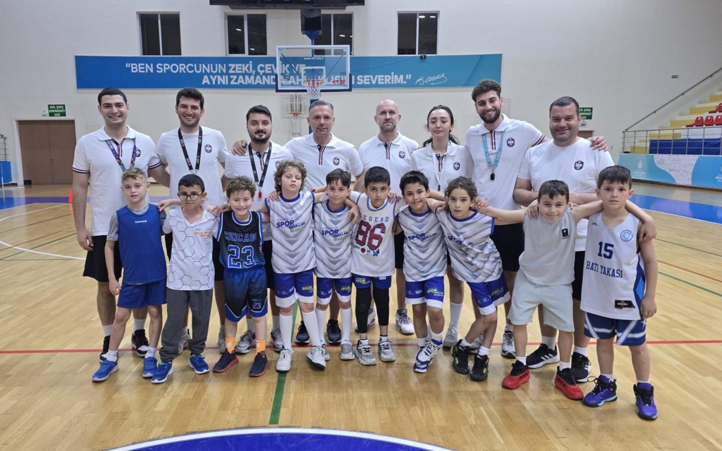 Basketbol altyapı takımlarımız seçmelerini kazanan sporcular belli oldu.