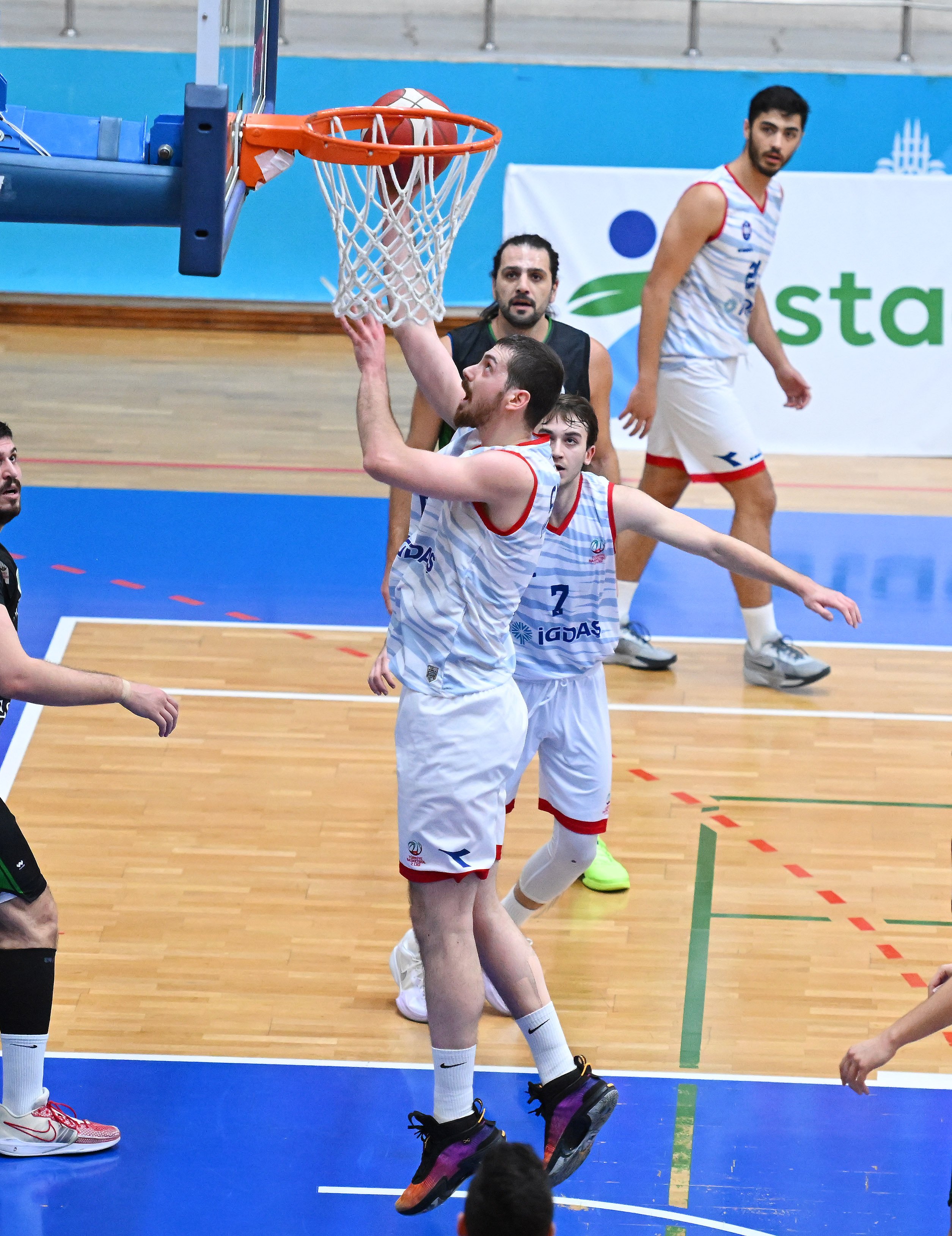 Basketbol | İBB Spor Kulübü - Bornova Belediyesi: 64-61!