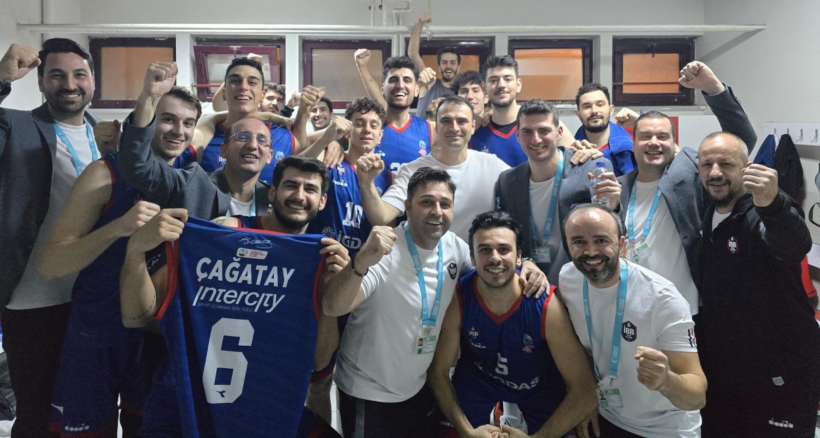 Basketbol | Has Halı Gemlik-İBB Spor Kulübü-: 77-81!