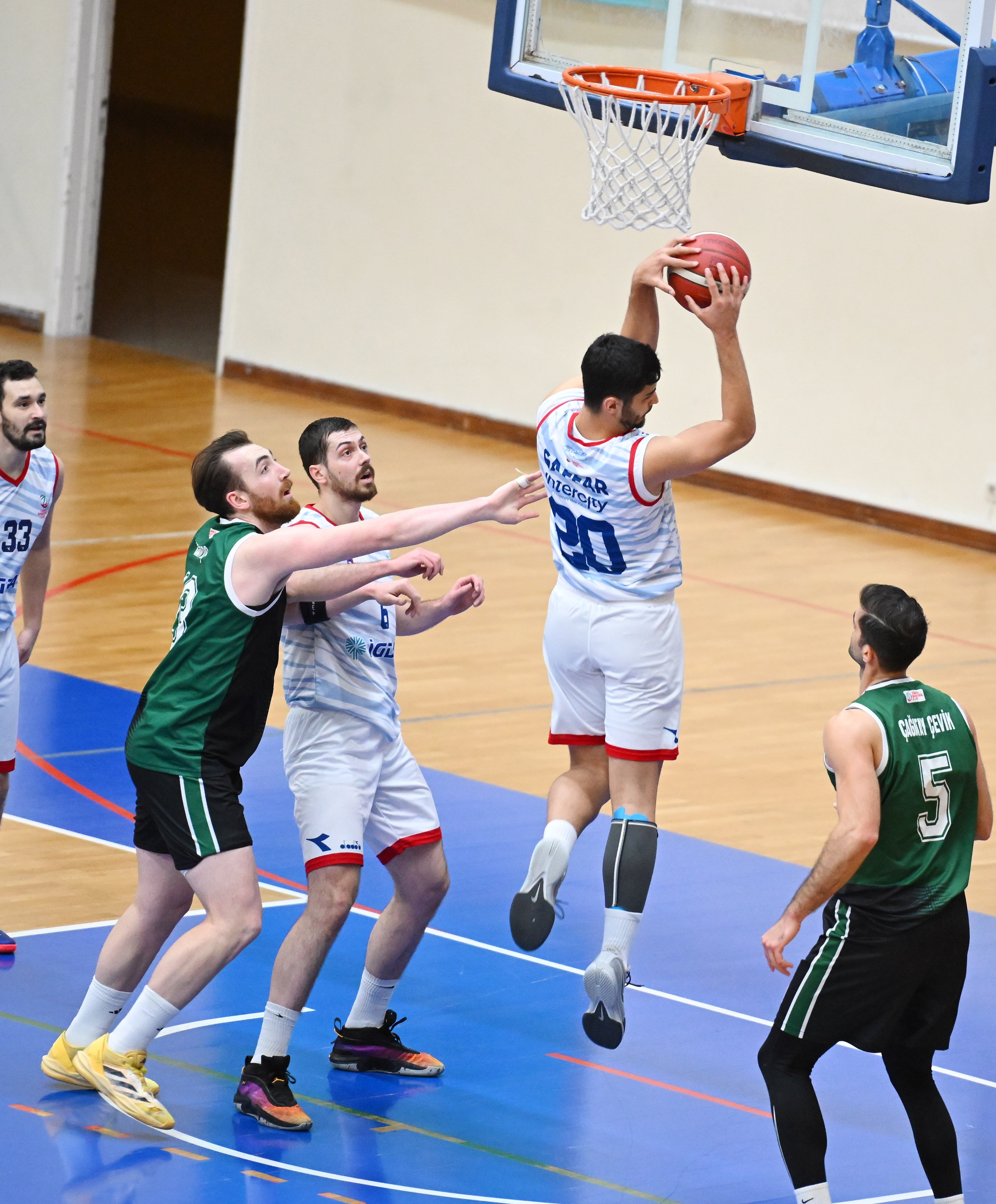 Basketbol Takımımız, Play-off’u garantiledi!