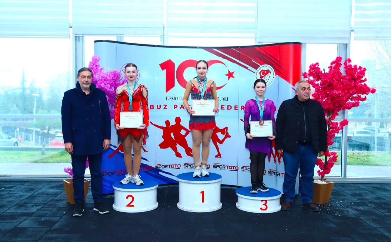 Buz Pateni Türkiye Şampiyonası'nda sporcularımız 6 madalya kazandı