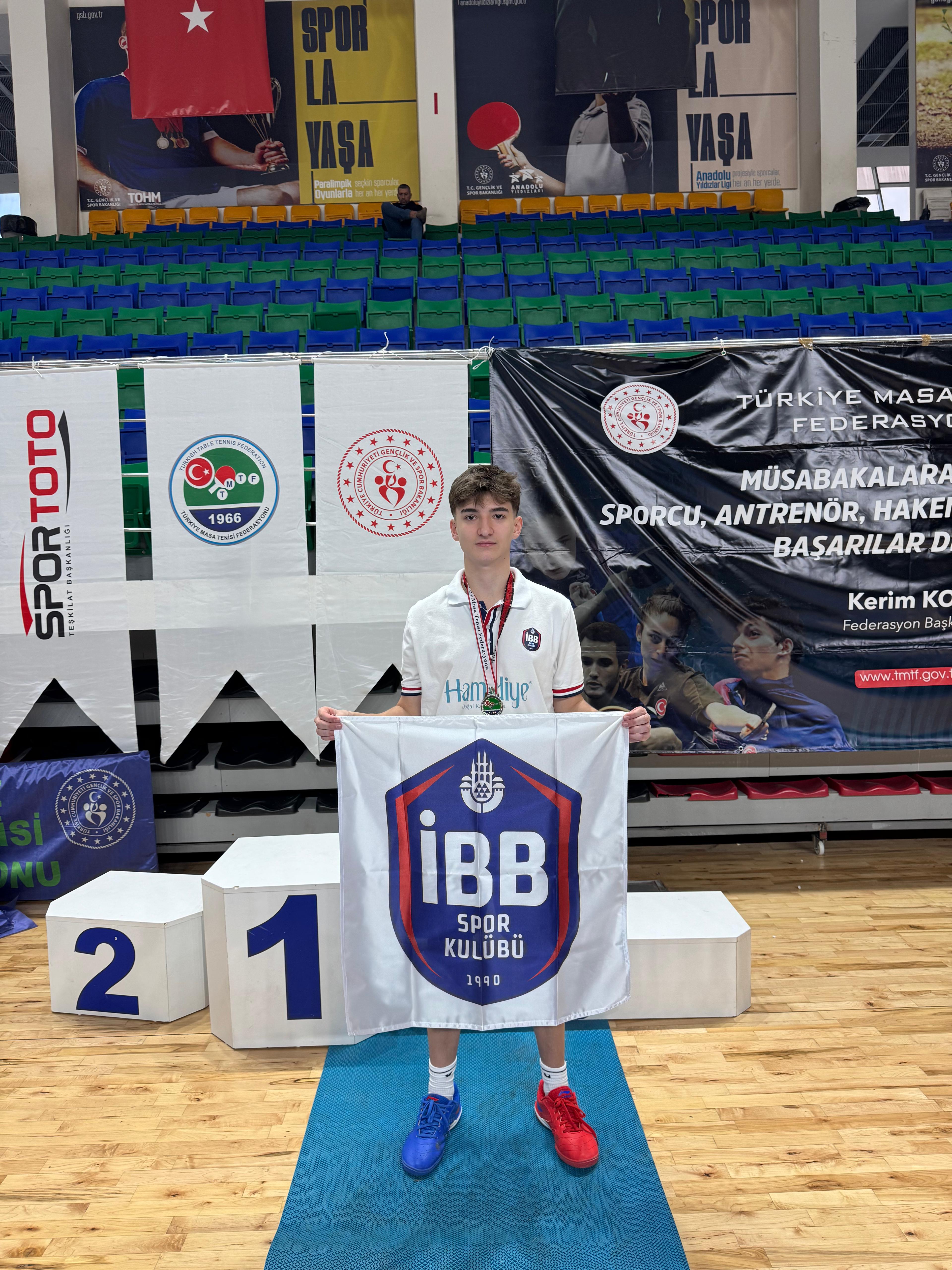 Masa Tenisinde sporcularımızdan 3 madalya!