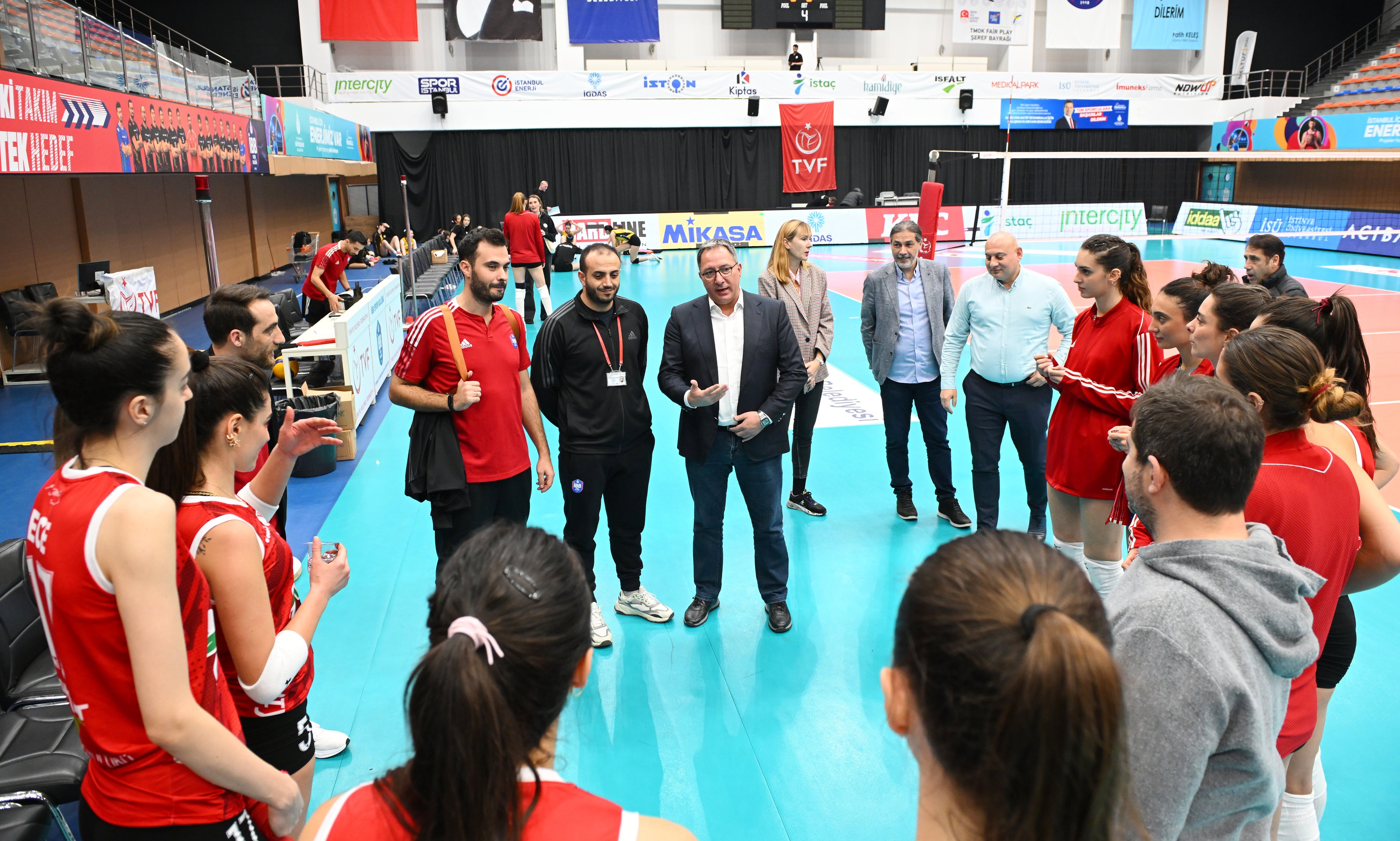 Kadın Voleybol | İBB Spor Kulübü - Vakıfbank: 3-0