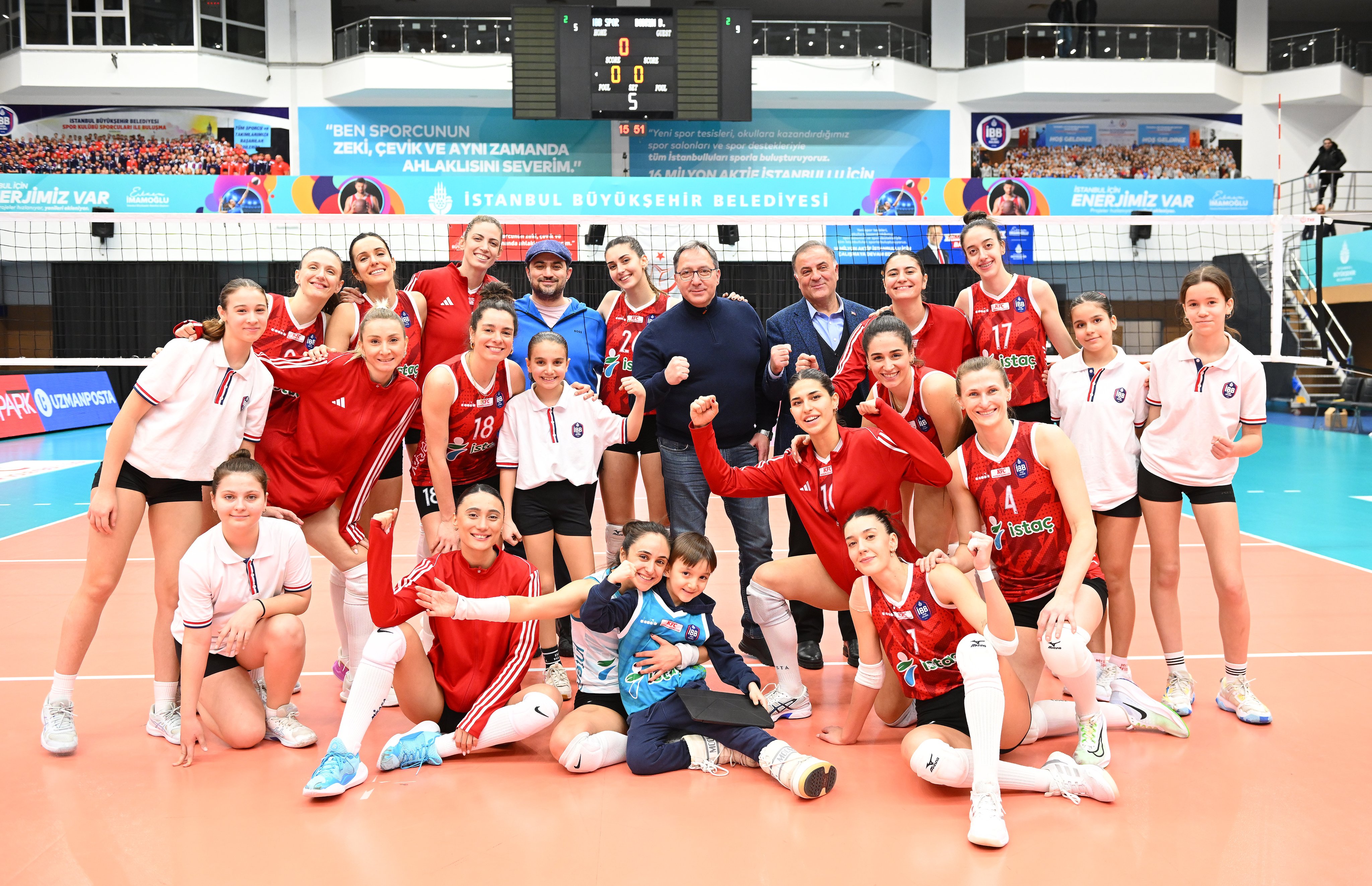 Kadın Voleybol Takımımız, Play-off’ta: 3-1!