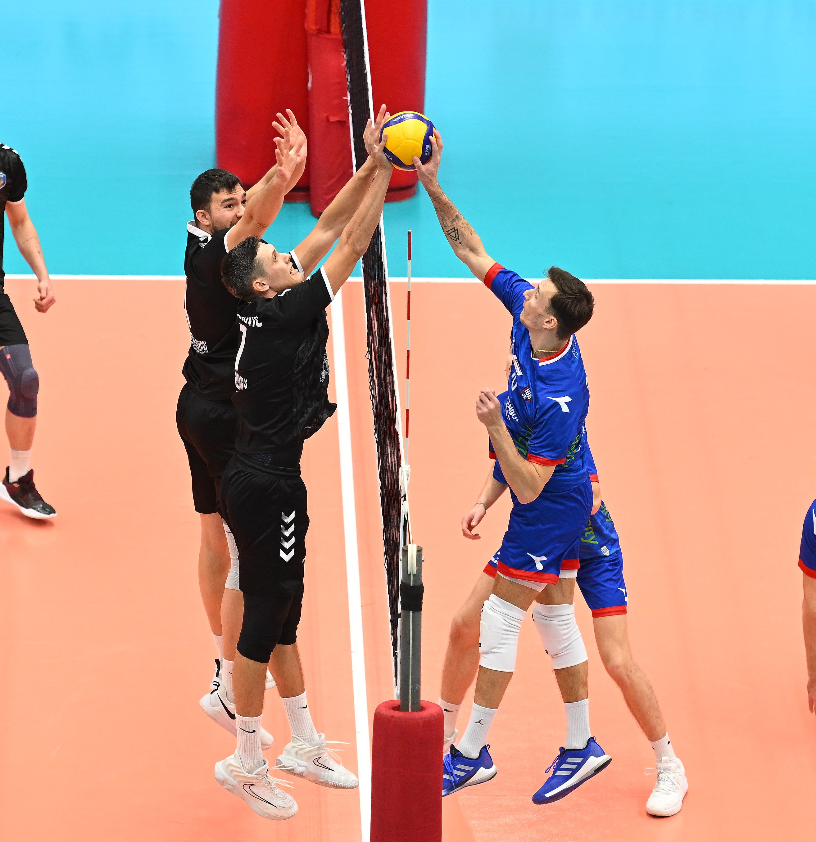 Erkek Voleybol | İBB Spor Kulübü - Gebze Belediye: 1-3