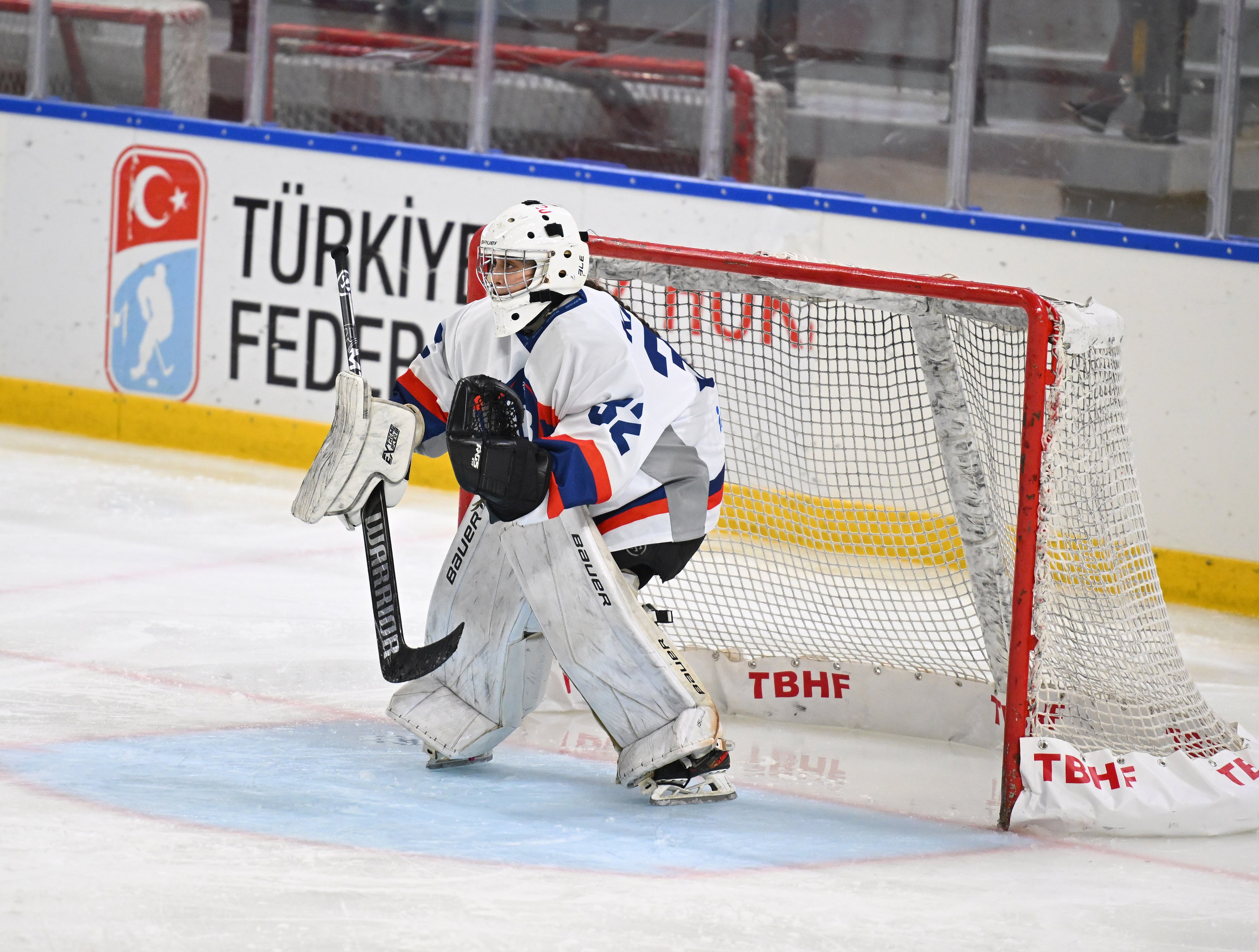 Kadın Buz Hokeyi Takımımız 8'de 8 ile liderliğini sürdürdü: 5-2