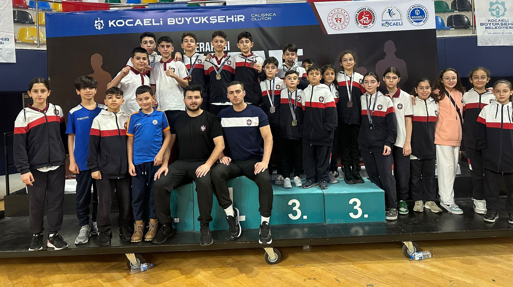 İller Arası Karate Ligi'nde sporcularımızdan  9 madalya