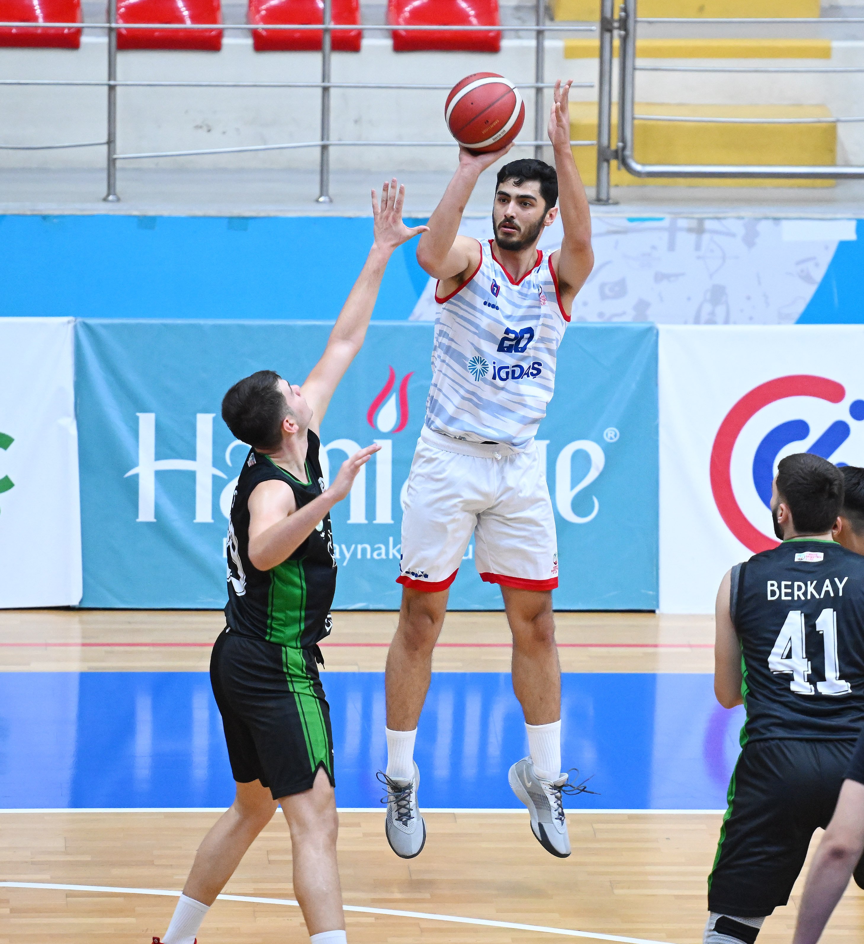Basketbol | İBB Spor Kulübü - Bornova Belediyesi: 64-61!