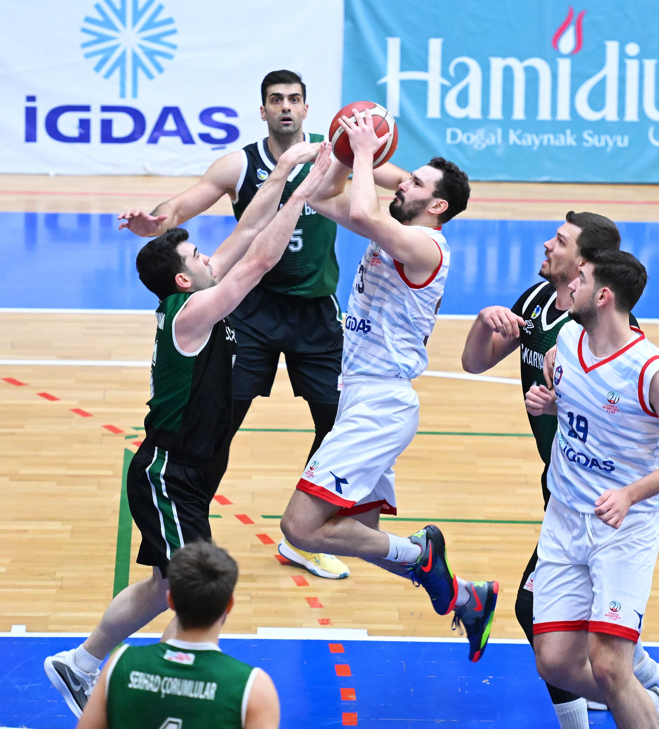 Basketbol Takımımız, Play-off’u garantiledi!