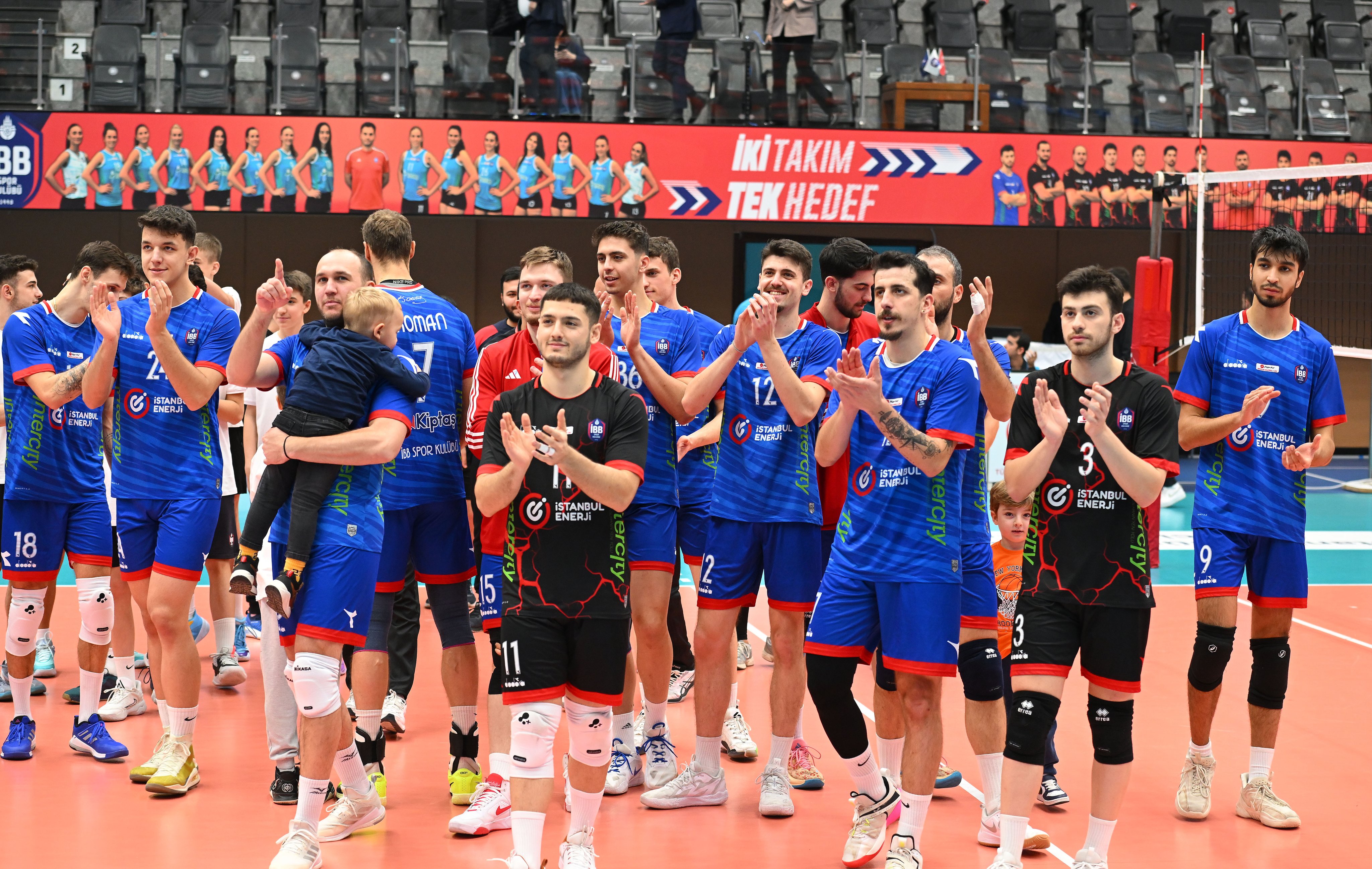 Erkek Voleybol | İBB Spor Kulübü - Bigadiç Bld.: 3-0