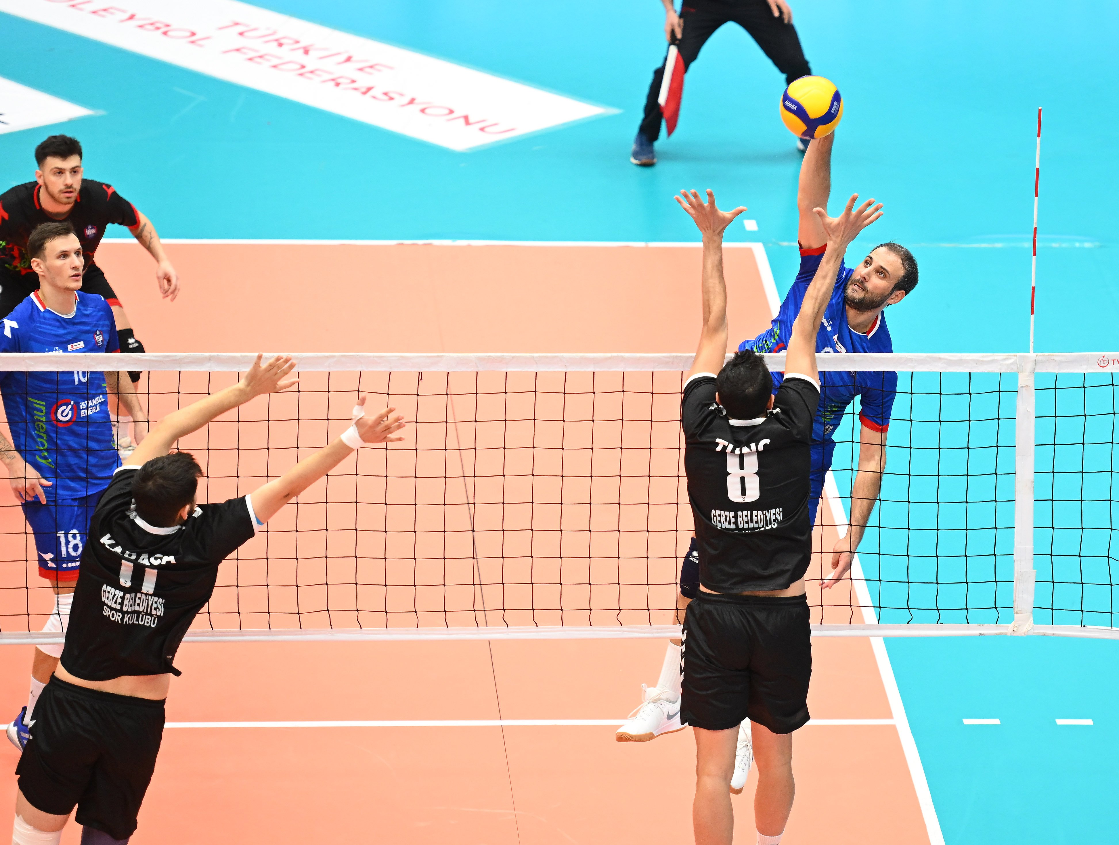 Erkek Voleybol | İBB Spor Kulübü - Gebze Belediye: 1-3