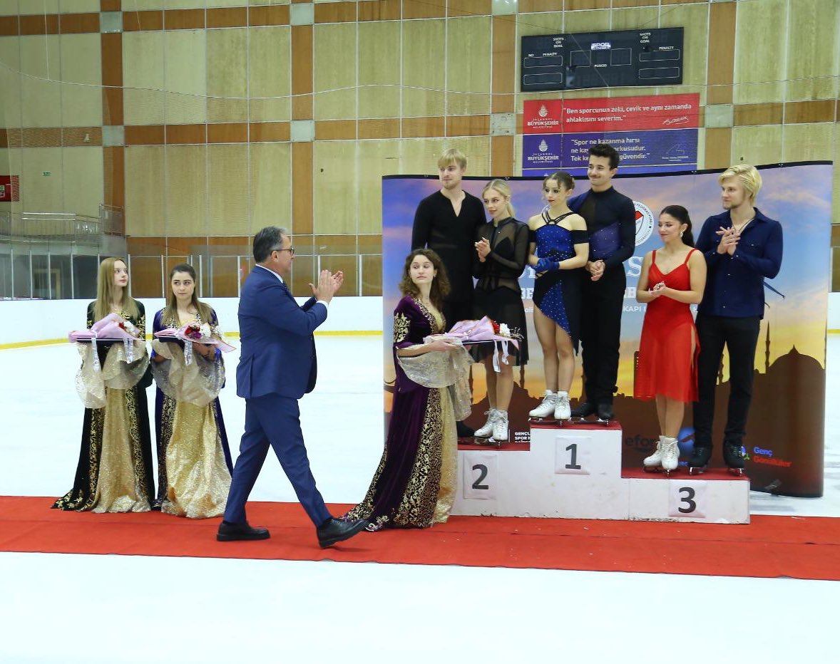 Buz Pateni Bosphorus Cup'ta Alp Eren Özkan'dan bronz madalya!
