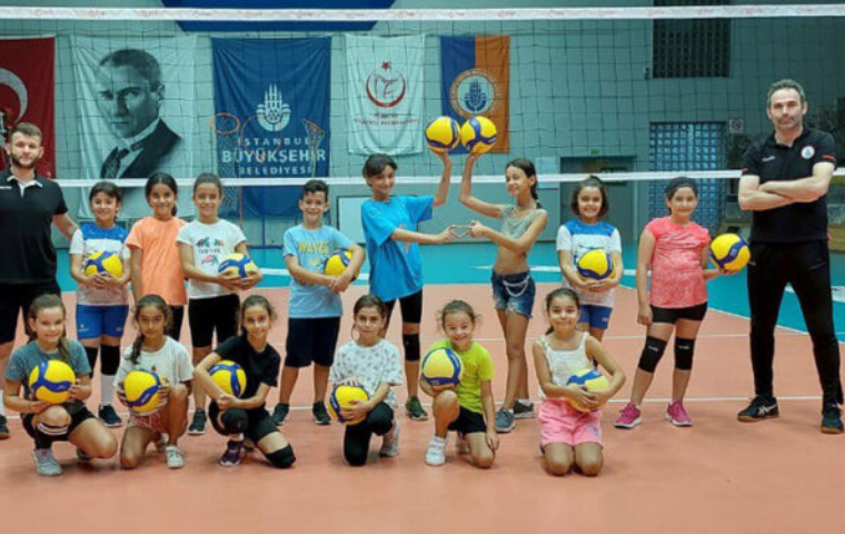 Voleybol Altyapı Seçmelerimizin Kazanan Sporcuları Belli Oldu