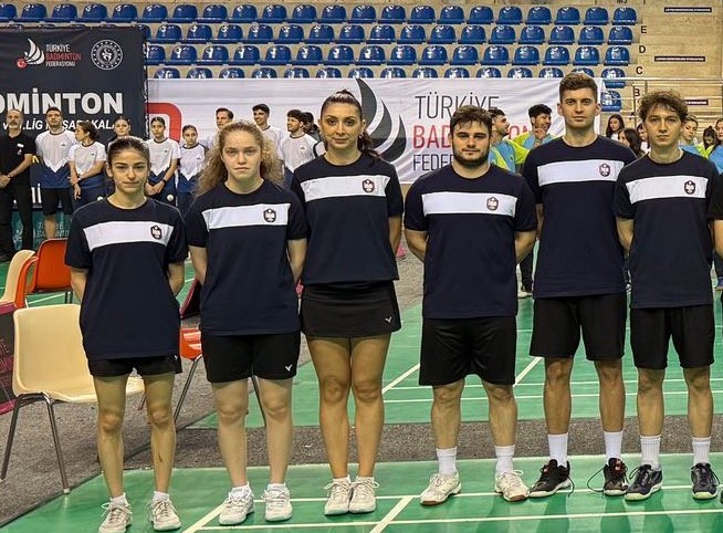 Badminton Süper Lig'de namağlup liderliğimiz devam ediyor