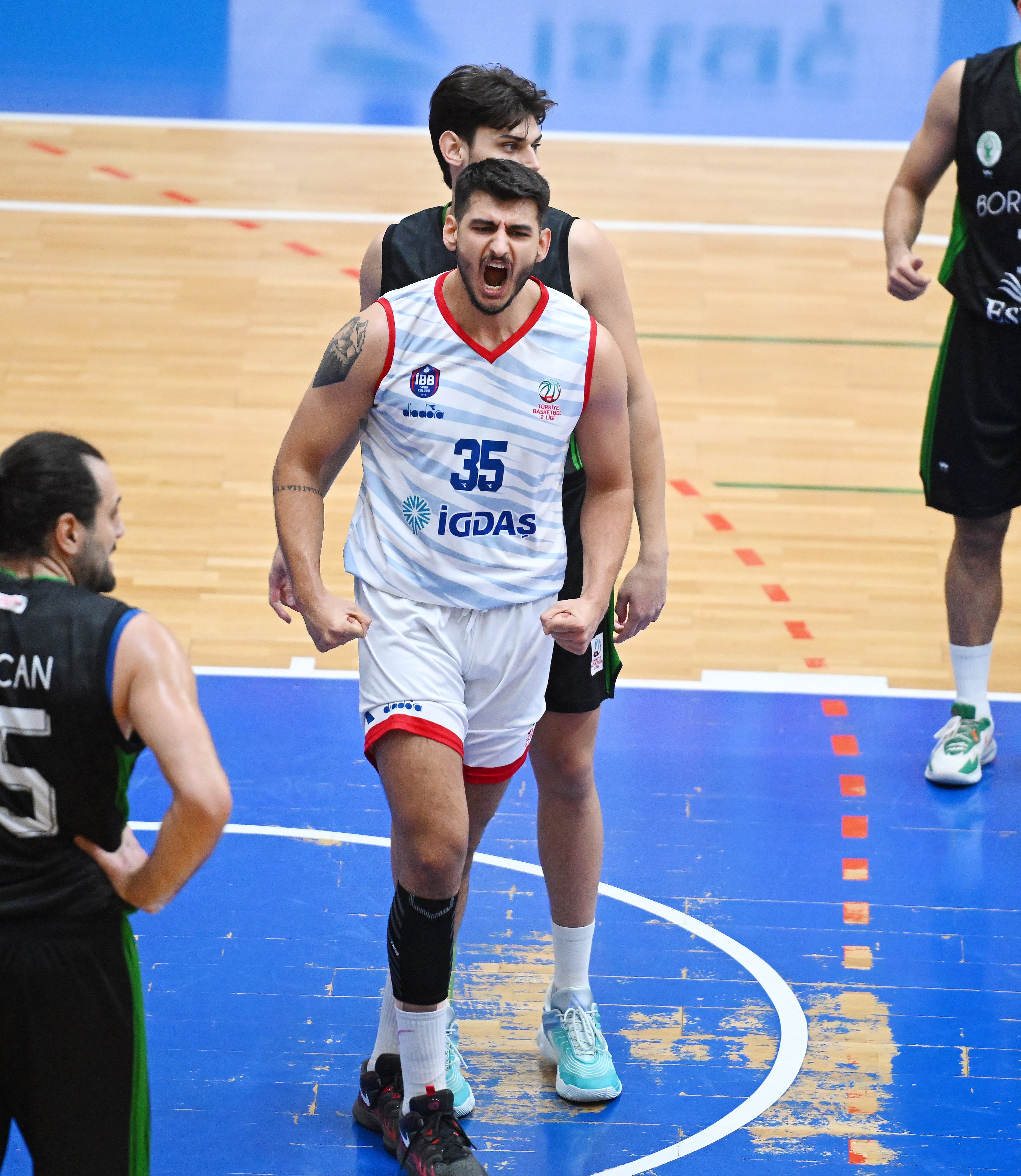 Basketbol | İBB Spor Kulübü - Bornova Belediyesi: 64-61!
